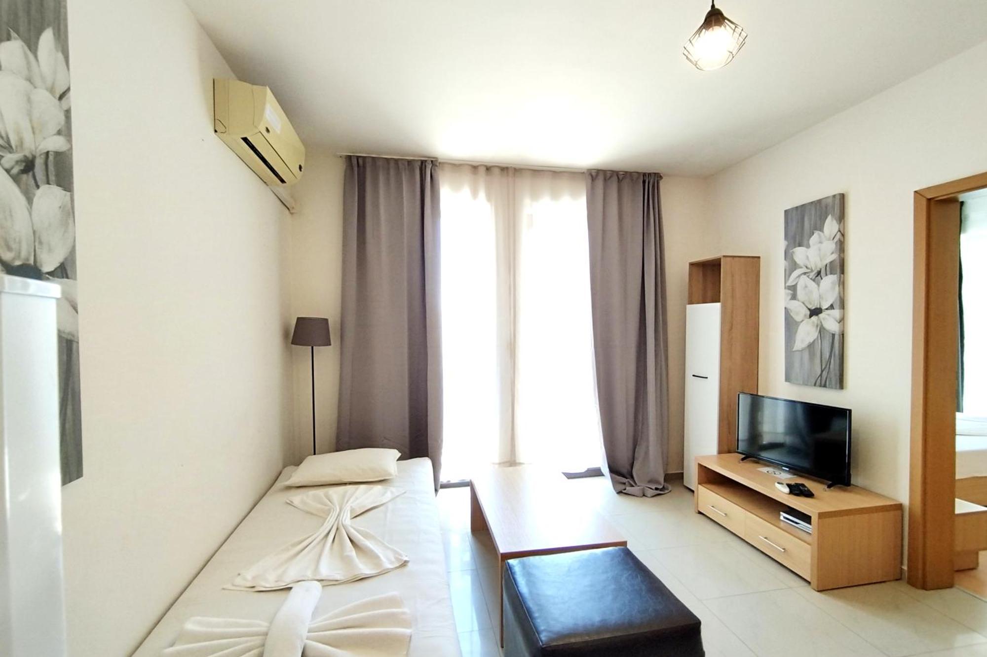 New Line Village Apartments ซันนีบีช ภายนอก รูปภาพ