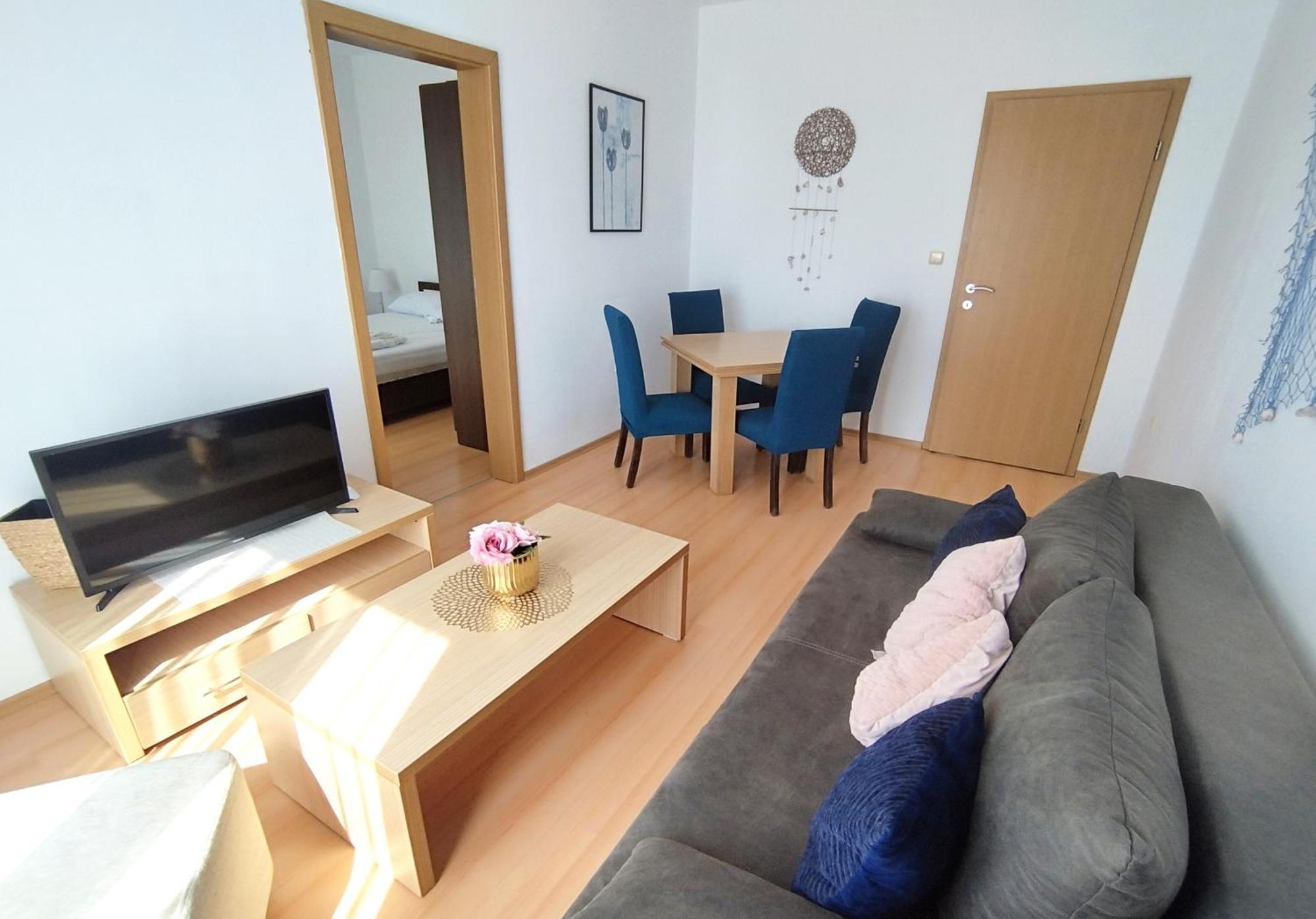 New Line Village Apartments ซันนีบีช ภายนอก รูปภาพ